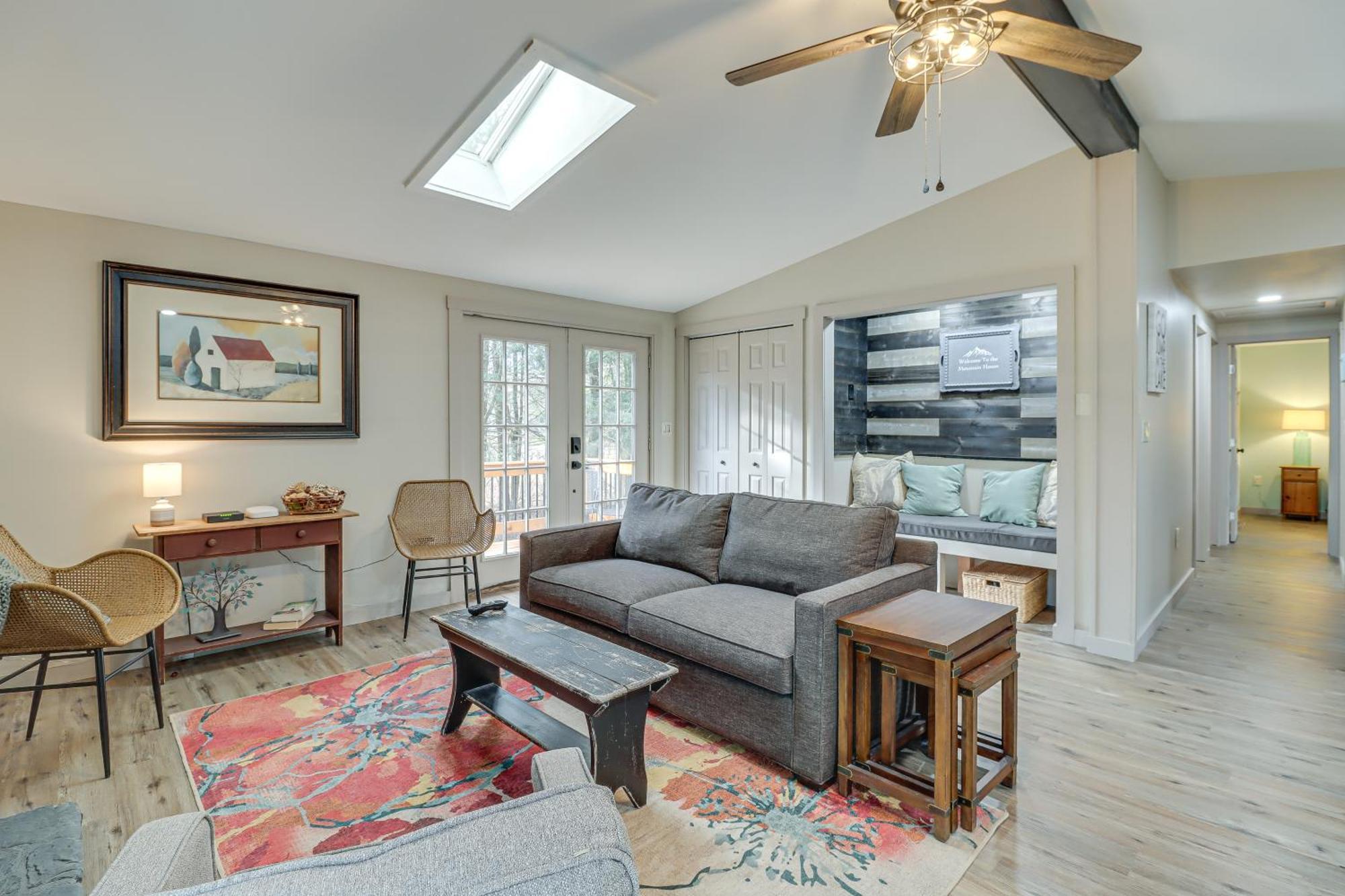 Quaint Jim Thorpe Cabin Retreat, Walk To Beach! Exterior foto