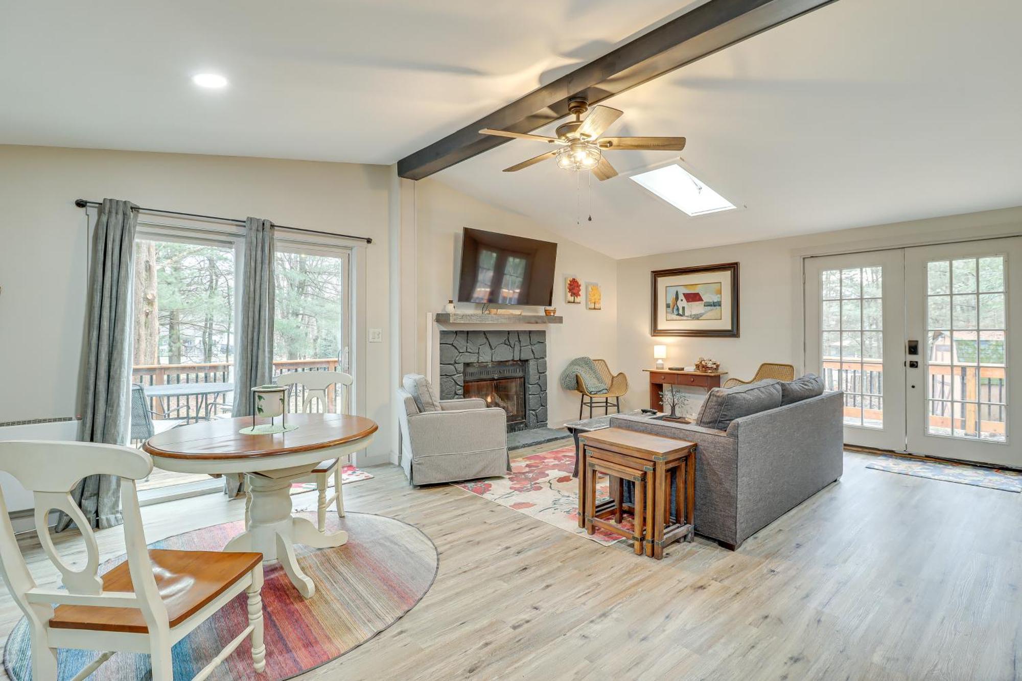 Quaint Jim Thorpe Cabin Retreat, Walk To Beach! Exterior foto