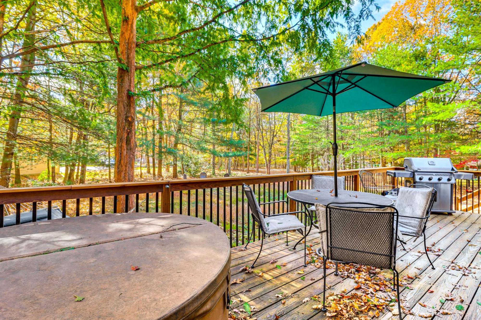 Quaint Jim Thorpe Cabin Retreat, Walk To Beach! Exterior foto